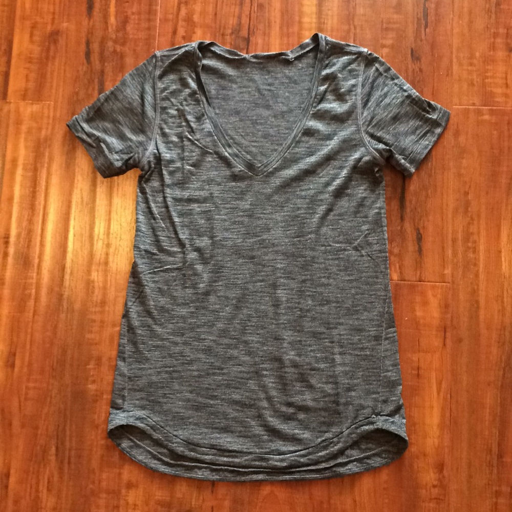 lululemon Tee 2